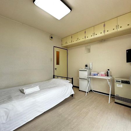 Hokusei Bldg 42 ほくせいビル 42号室 Appartement Sapporo Buitenkant foto